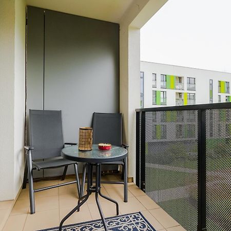 Family Apartment Zoliborz By Noclegi Renters 华沙 外观 照片