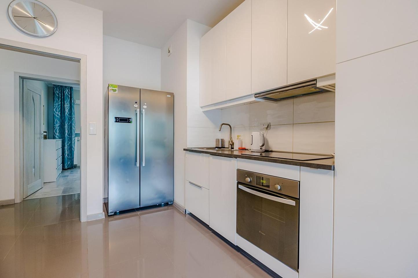 Family Apartment Zoliborz By Noclegi Renters 华沙 外观 照片