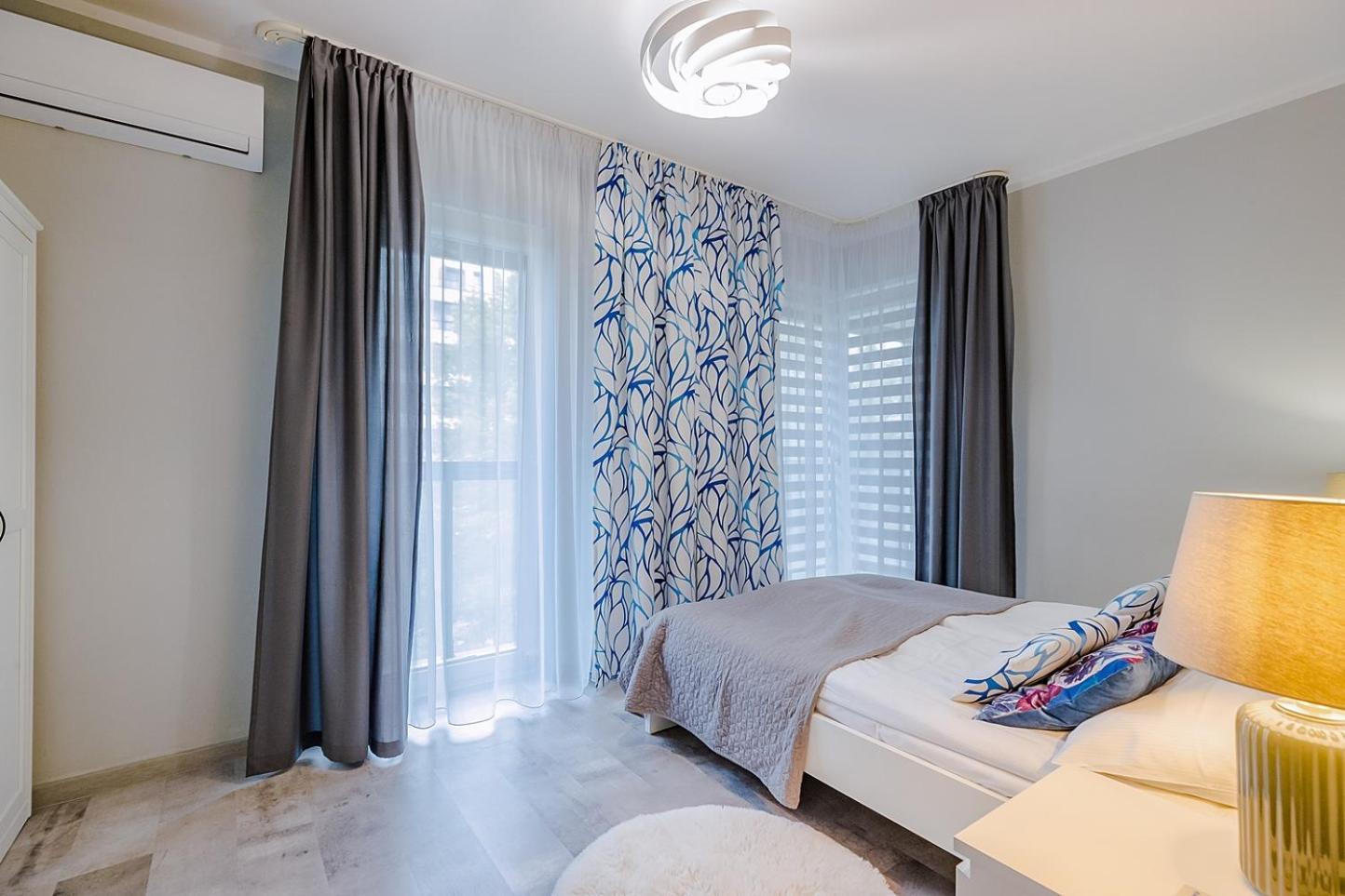 Family Apartment Zoliborz By Noclegi Renters 华沙 外观 照片
